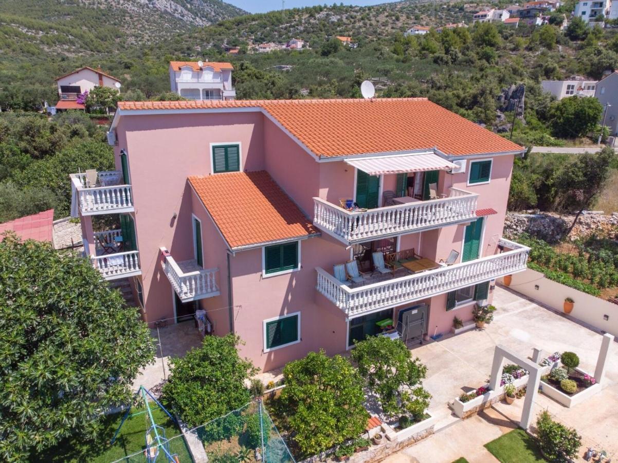Apartments Mirko Seget Vranjica Eksteriør billede