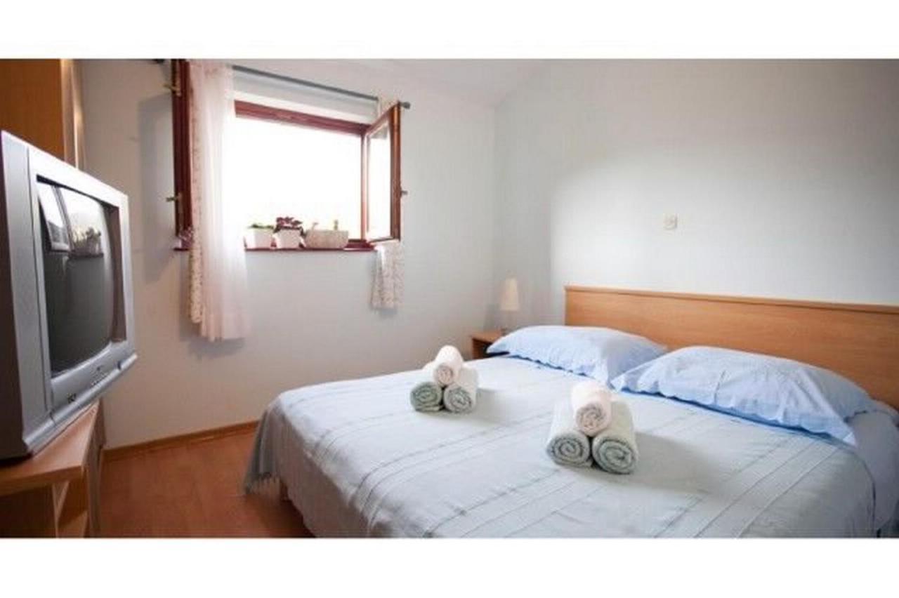 Apartments Mirko Seget Vranjica Eksteriør billede