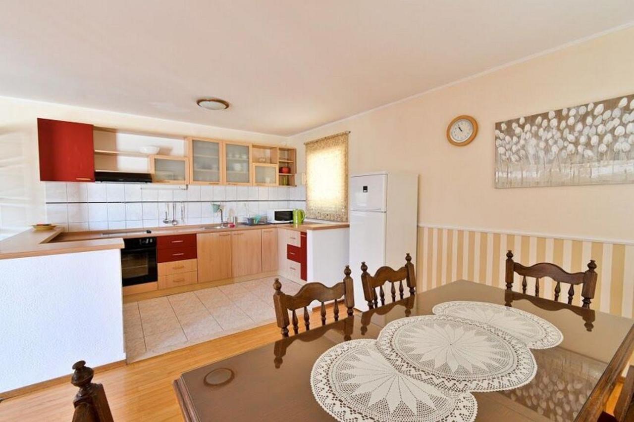 Apartments Mirko Seget Vranjica Eksteriør billede