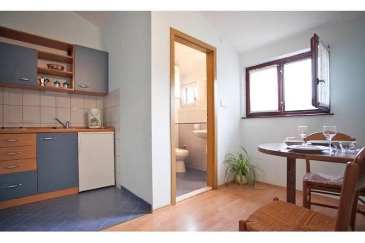 Apartments Mirko Seget Vranjica Eksteriør billede
