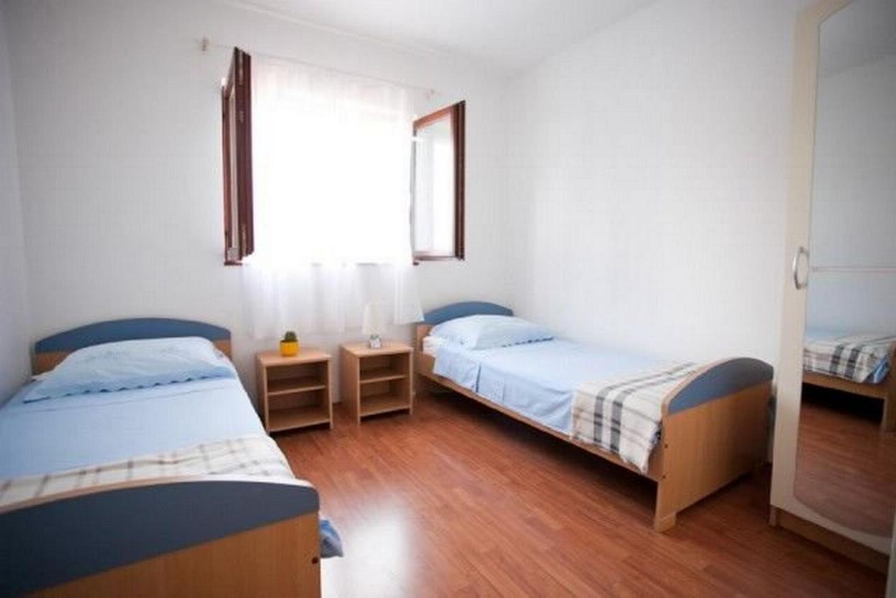 Apartments Mirko Seget Vranjica Eksteriør billede
